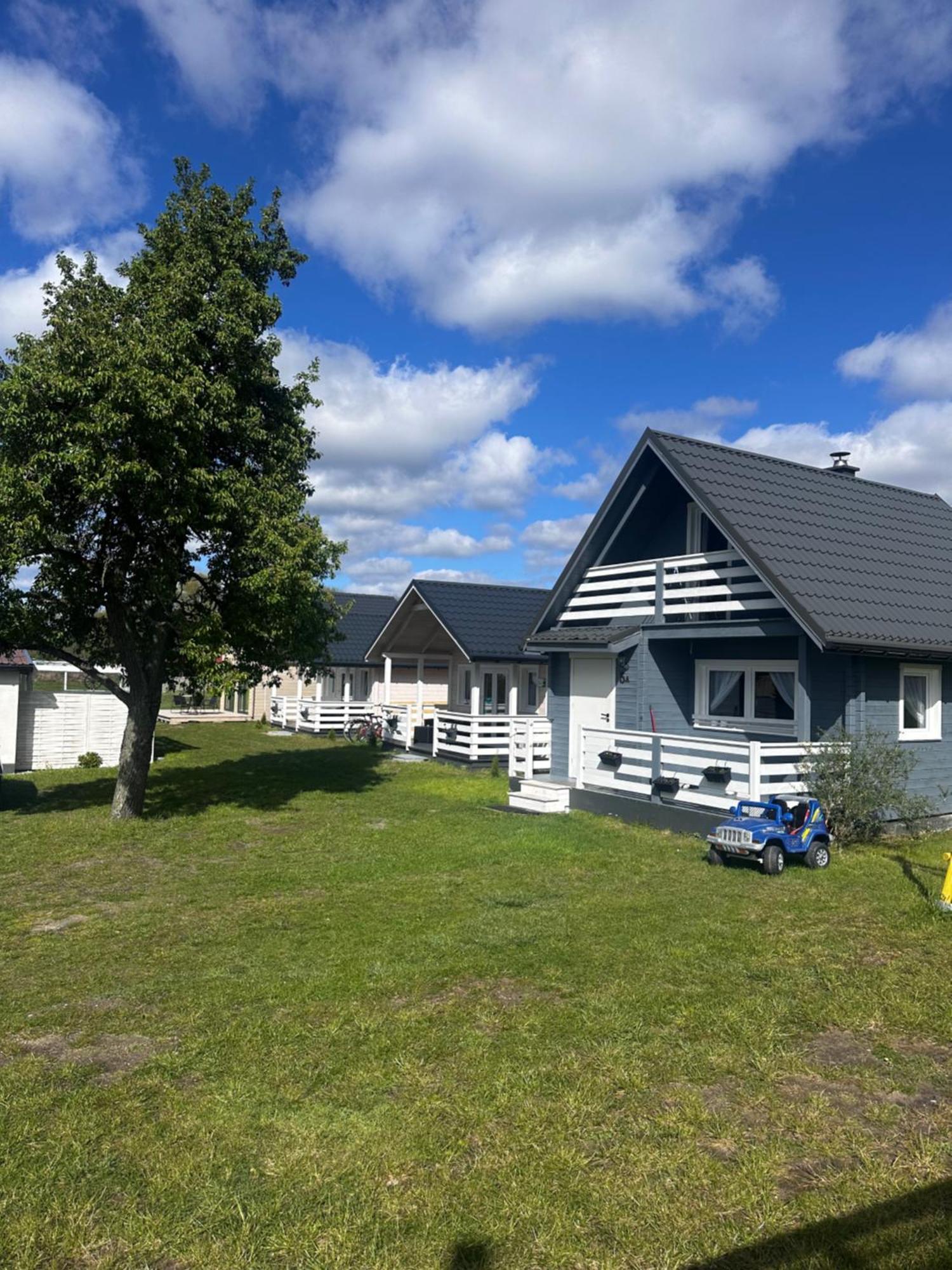 Chatki Nad Wodnym Zakatkiem. Villa Wapnica  Exterior foto